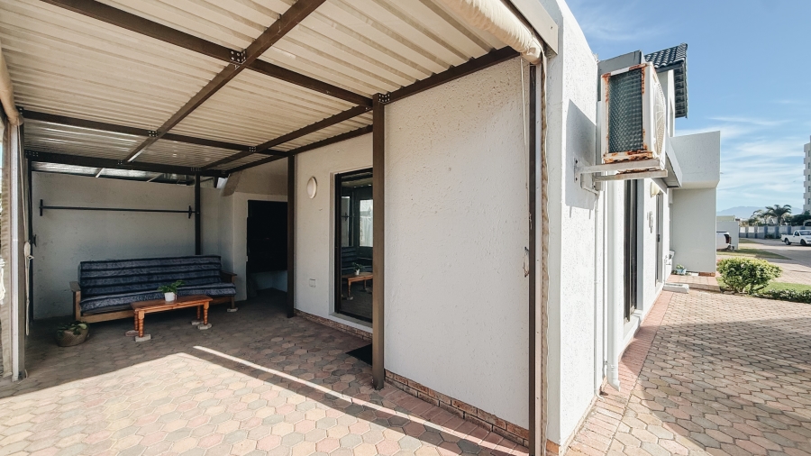 2 Bedroom Property for Sale in Diaz Beach Western Cape